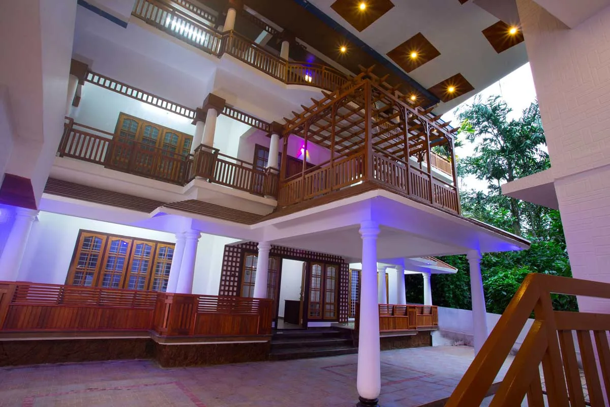 At Wood Resort — property photograph