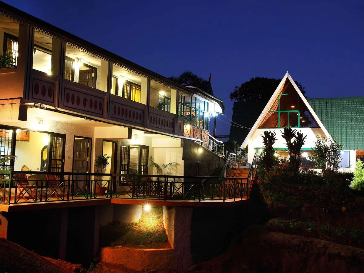 Camelot Resort — property photograph