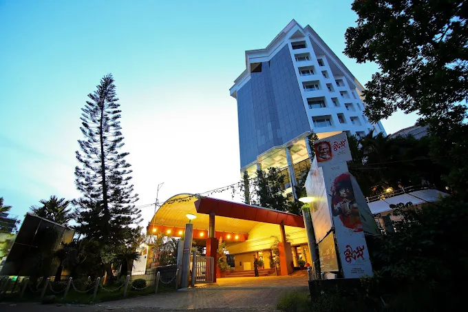 Gokulam Park Kochi — property photograph