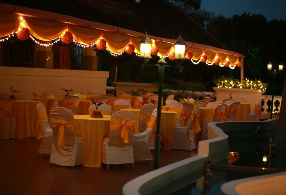 Hotel Rajadhani — property photograph