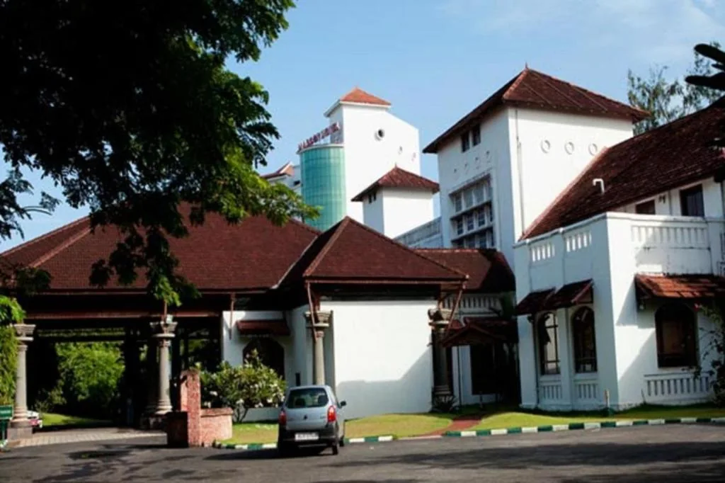 KTDC Mascot Hotel — property photograph