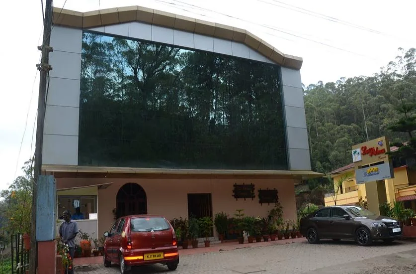 Las Palmas Munnar — property photograph