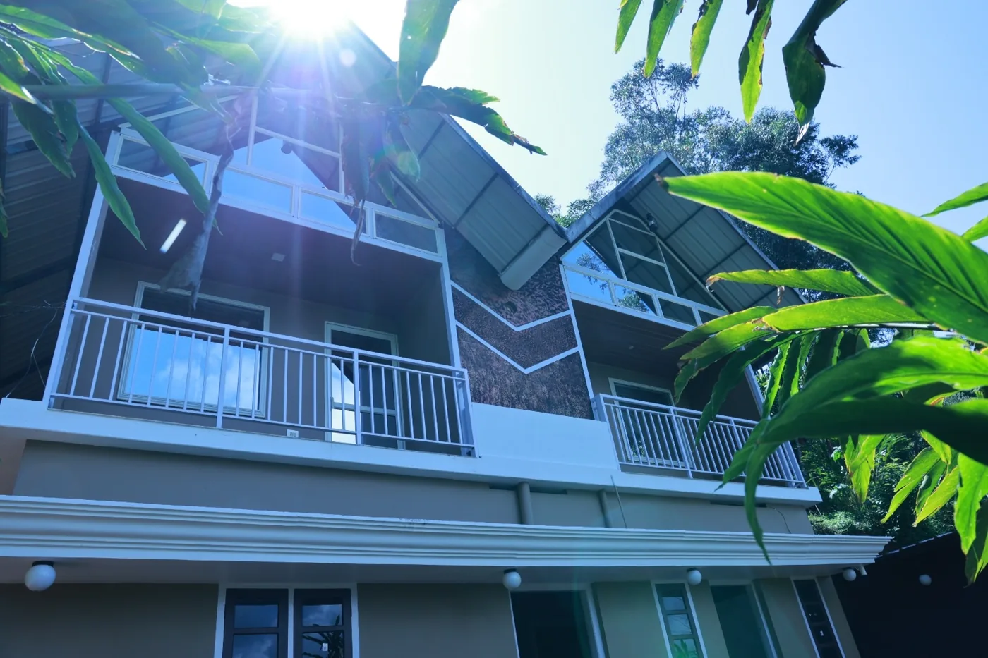 Mist Inn Resort — property photograph