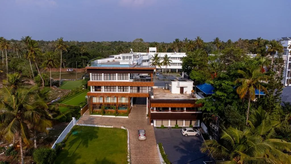 West Bay Marisol — property photograph