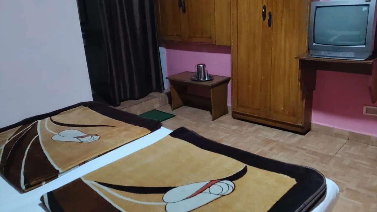 Devi Tourist Inn in Ooty