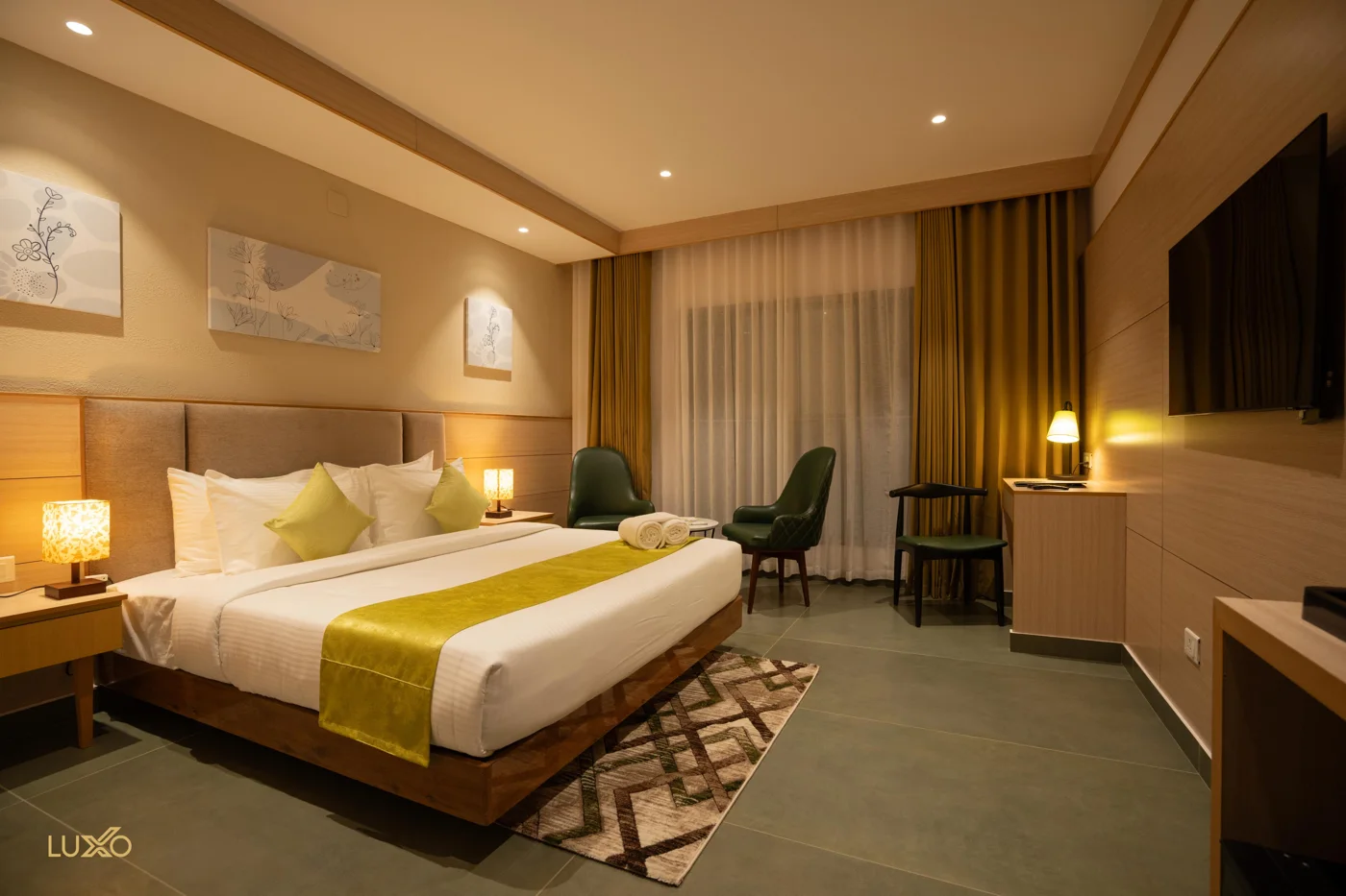 Luxo Kochi - guest room